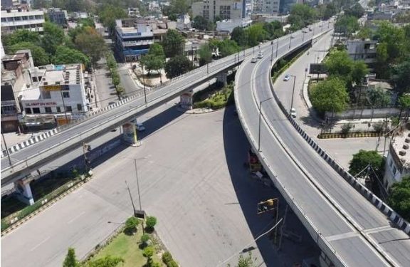 जालंधर में दिखा लाकडाउन का असर, बाजार-गलियां सुनसान; देखें तस्वीरें